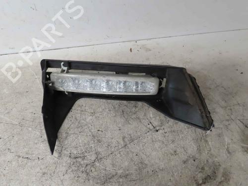Used Left daytime light Left daytime light 37046381 37046381