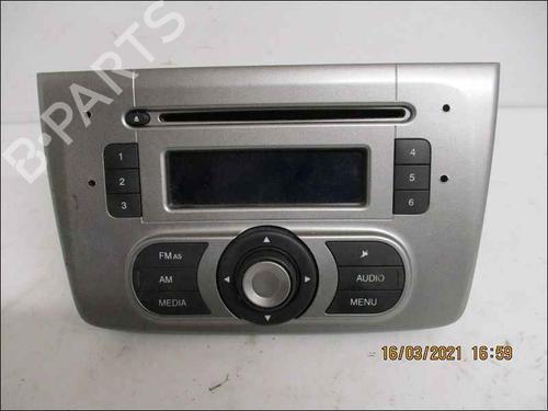 Used Radio Radio 37041031 37041031