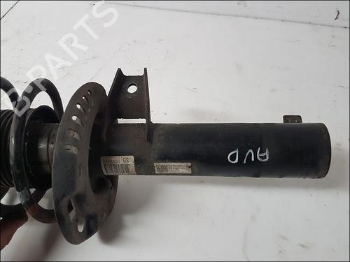 Used Right front shock absorber VW GOLF VI (5K1) 2.0 TDI (110 hp) 10943953