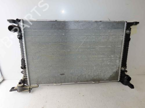 Used Water radiator Water radiator 37060038 37060038