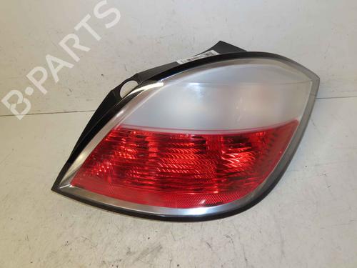 right-taillight-opel-astra-h-a04-2004-2005-2006-2007-2008-2009-2010-2011-2012-2013-2014-37051688 main image