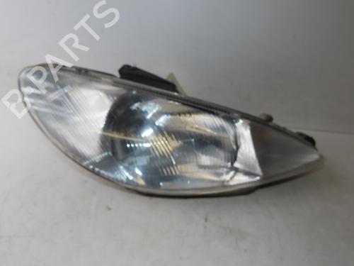Used Right headlight Right headlight PEUGEOT 206 Hatchback (2A/C) 1.4 i (75 hp) 33135121 33135121