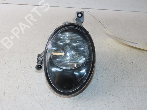 Used Right front fog light Right front fog light VW GOLF VI (5K1) 1.6 TDI (105 hp) 33135008 33135008