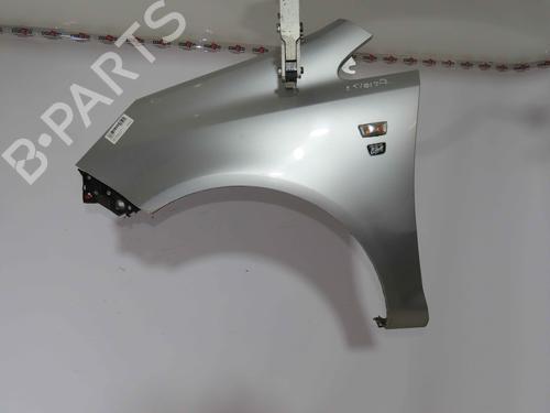 Used Left front fenders Left front fenders 37057065 37057065