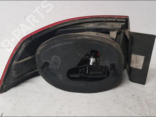 Used Right taillight RENAULT LAGUNA II (BG0/1_) 1.9 dCi (BG1A, BG1W, BG0G) (110 hp) 13214215