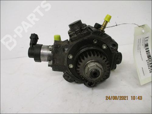 Injection pump RENAULT LAGUNA III Grandtour (KT0/1) 2.0 dCi (KT07, KT0J, KT14, KT1A, KT1S) (131 hp) 10939464