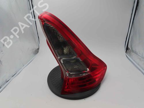 Used Right taillight Right taillight 37049018 37049018
