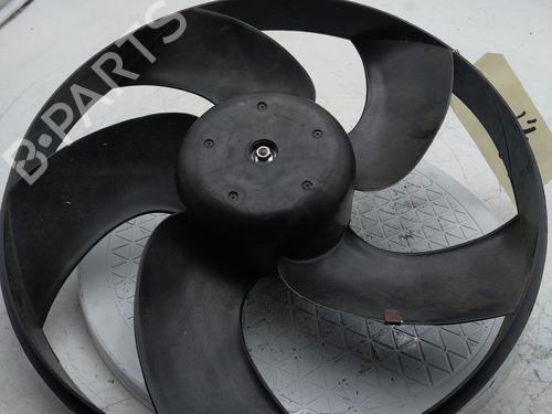Used Radiator fan Radiator fan 39060988 39060988