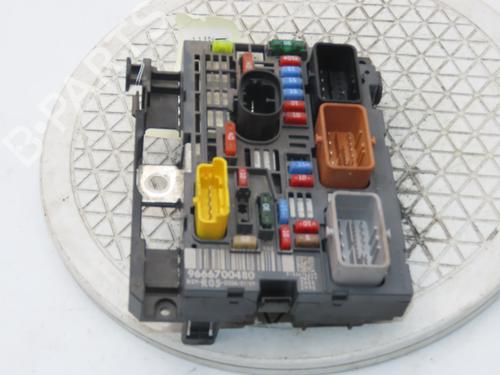 Used Fuse box Fuse box PEUGEOT 308 SW I (4E_, 4H_) 1.6 HDi (90 hp) 33132895 33132895