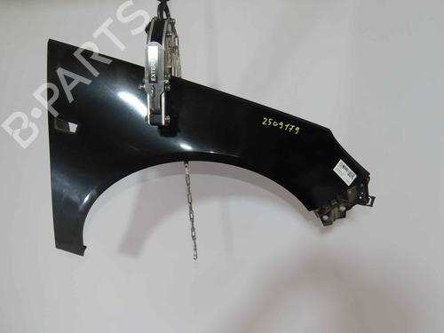 Used Right front fenders Right front fenders 37056334 37056334