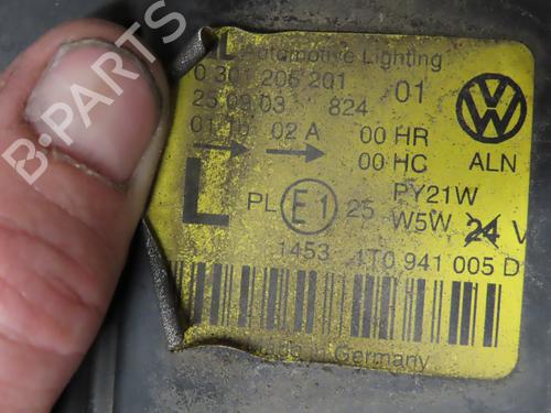 Used Left headlight VW TOURAN (1T1, 1T2) 1.9 TDI (100 hp) 15577271