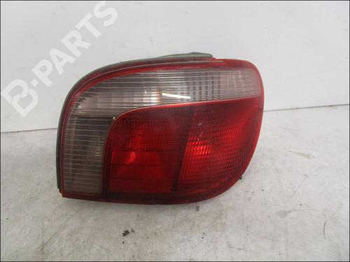 Used Right taillight Right taillight TOYOTA YARIS (_P1_) 1.3 (NCP10, SCP12_) (86 hp) 10953044 10953044