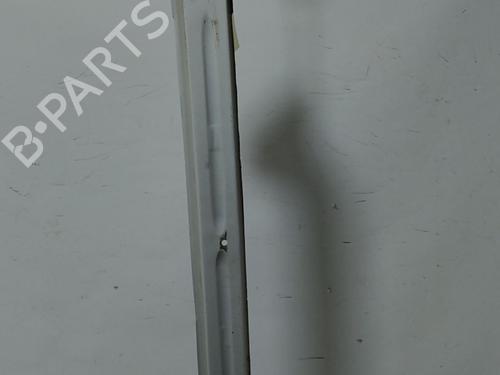 Used Rear bumper reinforcement Rear bumper reinforcement 39060930 39060930