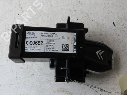 card-reader-citroen-c4-picasso-ii-2013-37060395 main image