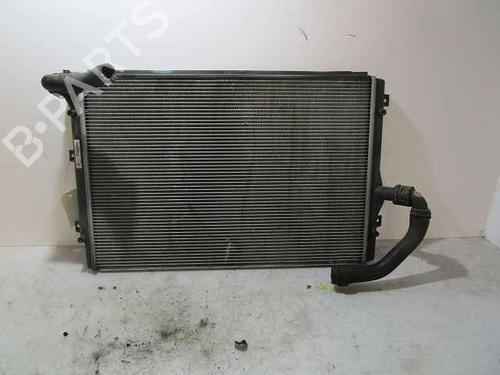 Used Water radiator Water radiator 37039633 37039633
