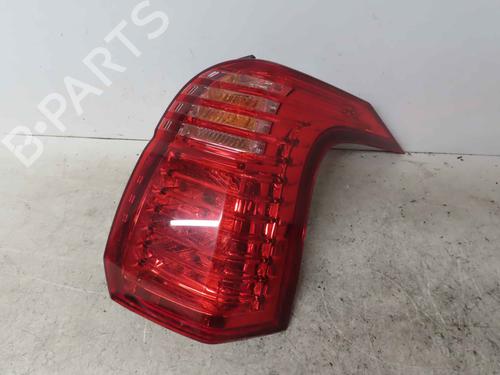 Used Right taillight Right taillight 37047200 37047200