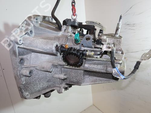 gearbox-renault-clio-v-b7_-2019-32223672 main image