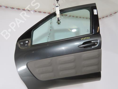 Used Left front door CITROËN C4 CACTUS 1.2 THP 110 (110 hp) 31634384