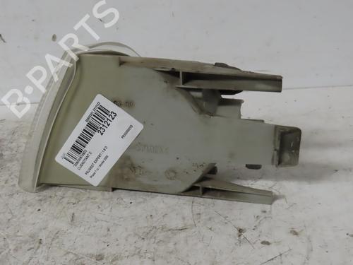 Used Right front indicator PEUGEOT EXPERT Van (222) 1.9 D 70 (69 hp) 23170633