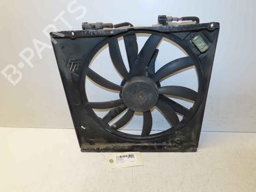 Used Radiator fan Radiator fan 37057528 37057528
