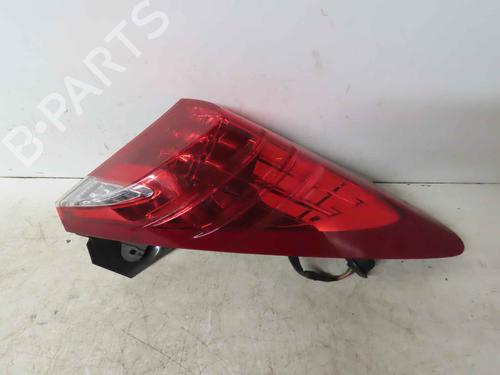 Used Right taillight Right taillight 37046578 37046578