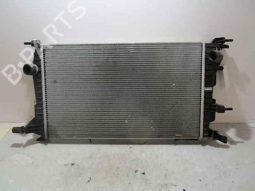 Used Water radiator Water radiator 37039567 37039567