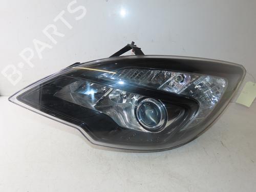 Used Left headlight Left headlight OPEL MERIVA B MPV (S10) 1.4 (75) (120 hp) 33135212 33135212