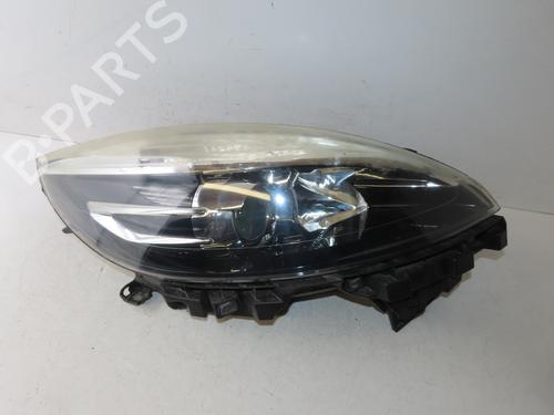 Used Right headlight Right headlight RENAULT SCÉNIC III (JZ0/1_) 1.5 dCi (JZ02, JZ0R) (95 hp) 33135137 33135137
