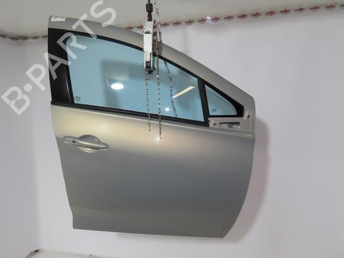 Used Right front door RENAULT ZOE (BFM_) ZOE (88 hp) 30629758