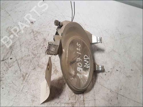 Used Right front fog light Right front fog light 37042179 37042179