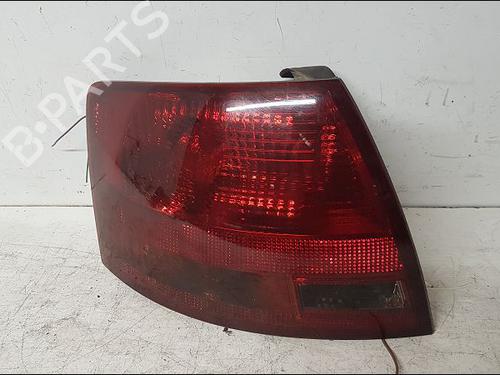 Used Left taillight AUDI A4 B7 Avant (8ED) 2.0 TDI quattro (140 hp) 15199967
