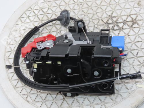 Used Front left lock VW TOURAN (1T1, 1T2) 2.0 TDI (140 hp) 33134799