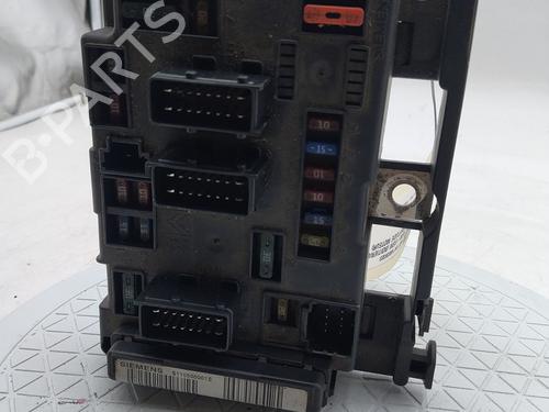 Used Fuse box Fuse box 38676541 38676541