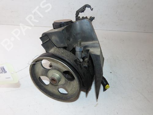 Used Steering pump Steering pump PEUGEOT 206+ (2L_, 2M_) 1.1 (60 hp) 33133581 33133581