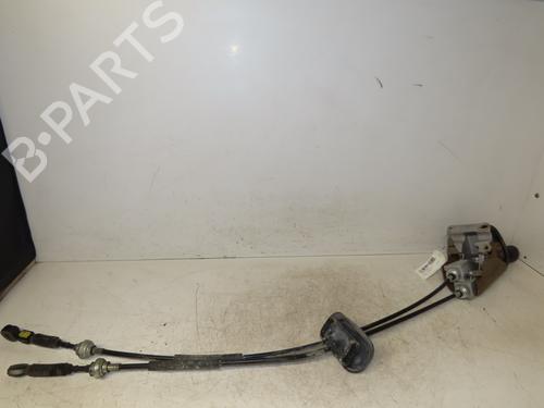 Used Gear lever RENAULT TRAFIC II Van (FL) 2.0 dCi 90 (FL0H) (90 hp) 23144968