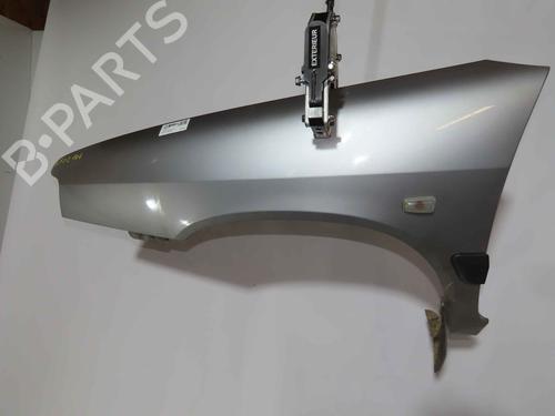 Used Left front fenders Left front fenders 37052128 37052128