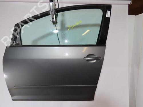 Used Left front door VW GOLF PLUS V (5M1, 521) 1.9 TDI (105 hp) 26196396