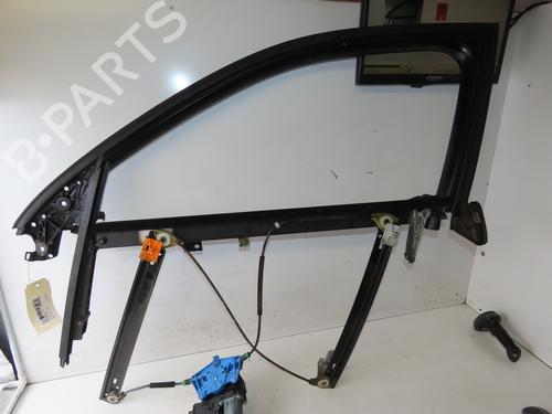 Vindusheismekanisme venstre foran AUDI A4 B7 Avant (8ED) 1.9 TDI (116 hp) 31962559