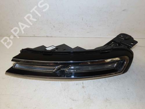 Blinklys fortil venstre Blinklys fortil venstre CITROËN C5 AIRCROSS (A_) 2.0 BlueHDi 180 (AJEHZR) (177 hp) 37054004 37054004