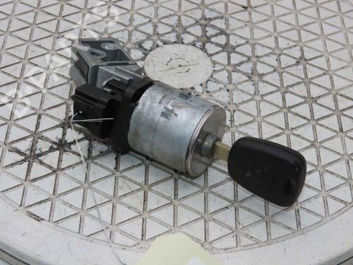 Used Ignition barrel Ignition barrel 37056687 37056687