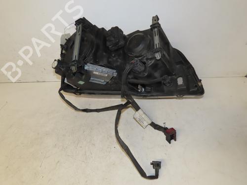 Used Left headlight VOLVO XC90 I (275) D5 AWD (163 hp) 26196876