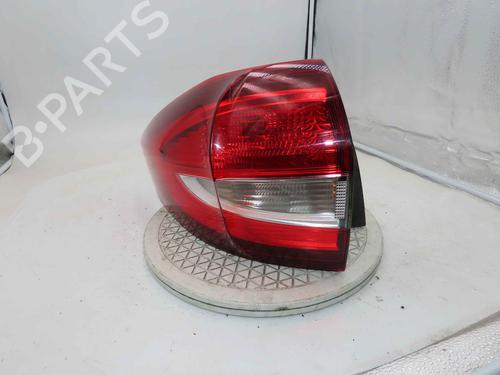 Used Rear bumper left light Rear bumper left light 37061286 37061286