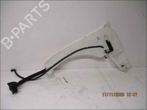 Used Windscreen washer tank Windscreen washer tank 37040619 37040619