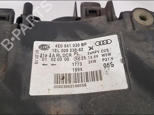 Used Right headlight AUDI A8 D3 (4E2, 4E8) 3.0 TDI quattro (233 hp) 10952140