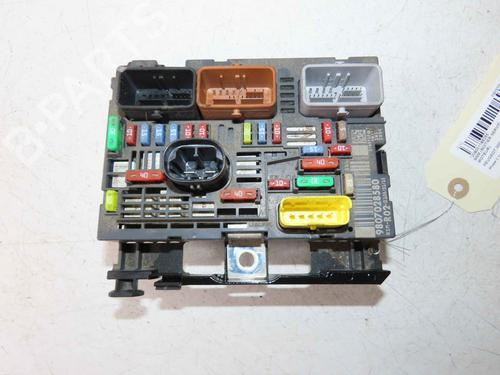 Used Fuse box Fuse box 37060280 37060280