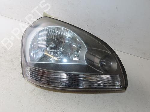 Used Right headlight HYUNDAI TUCSON (JM) 2.0 CRDi All-wheel Drive (140 hp) 33135093