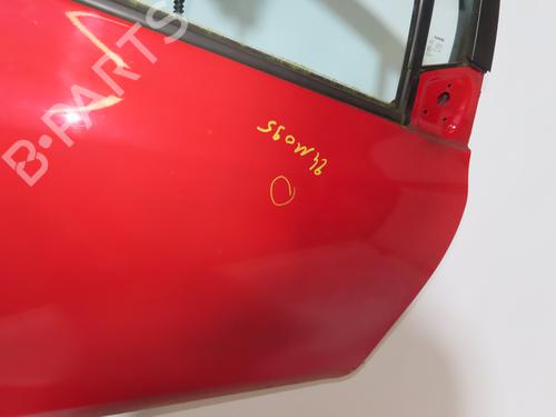 Used Right front door TOYOTA YARIS (_P9_) 1.4 D-4D (NLP90_, NLP90R) (90 hp) 26196374