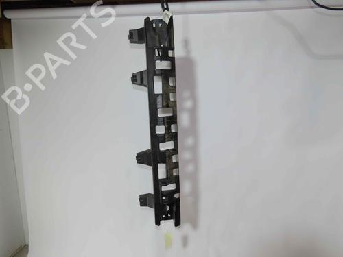 Used Rear bumper reinforcement Rear bumper reinforcement 37051129 37051129