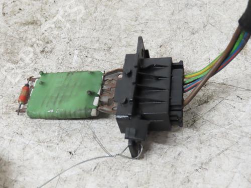 Used Heater resistor OPEL CORSA D (S07) 1.3 CDTI (L08, L68) (75 hp) 16449182