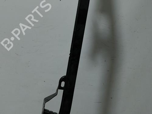 Used Front bumper reinforcement Front bumper reinforcement 39060987 39060987